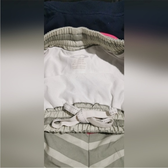 Oakley Running Shorts - Picture 3 of 5